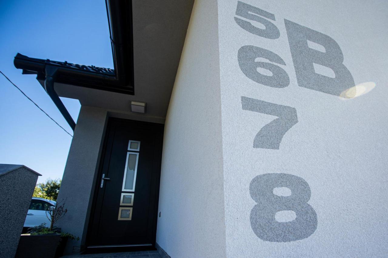 Hotel Gostilna Pugelj Novo Mesto Exterior foto