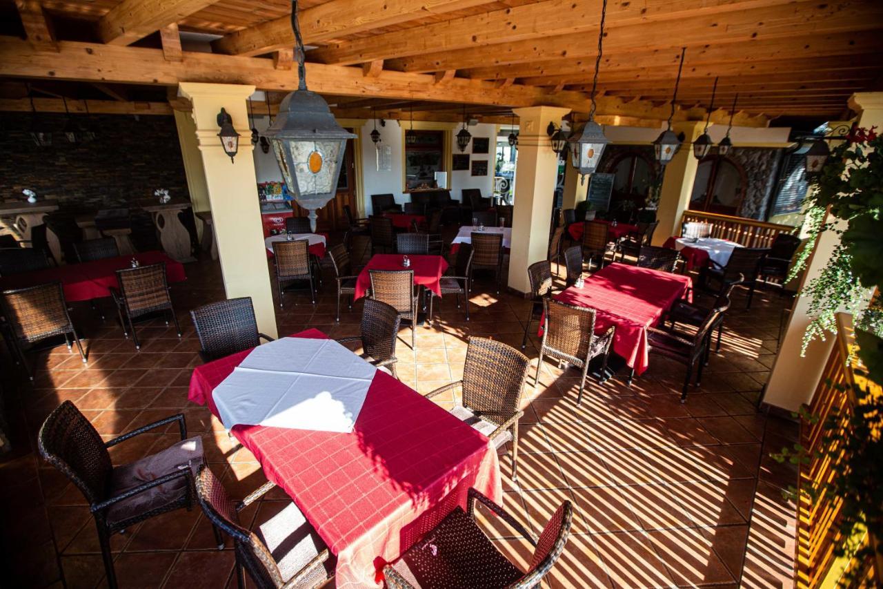 Hotel Gostilna Pugelj Novo Mesto Exterior foto